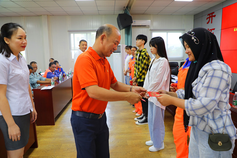 “金秋助學(xué)，圓夢明佳！”明佳集團黨支部及工會組織開展愛心助學(xué)活動！